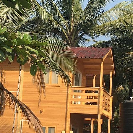 Tiara Fiesta Beach Cottages Morjim Εξωτερικό φωτογραφία