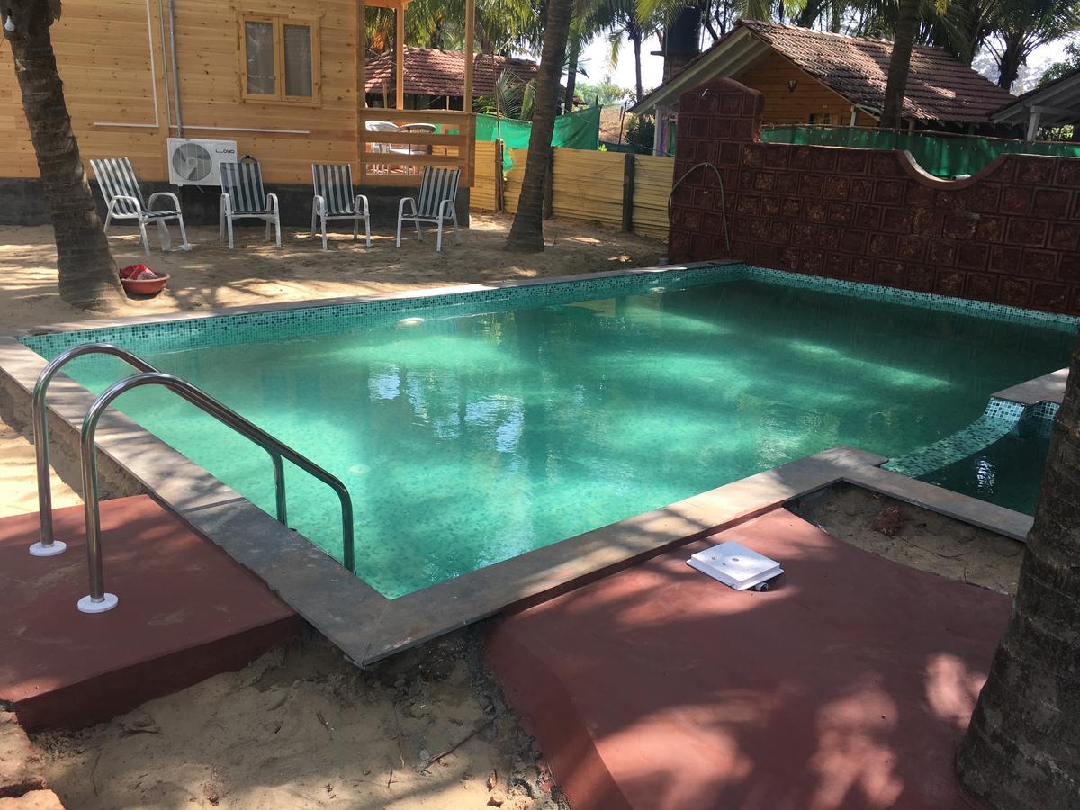 Tiara Fiesta Beach Cottages Morjim Εξωτερικό φωτογραφία